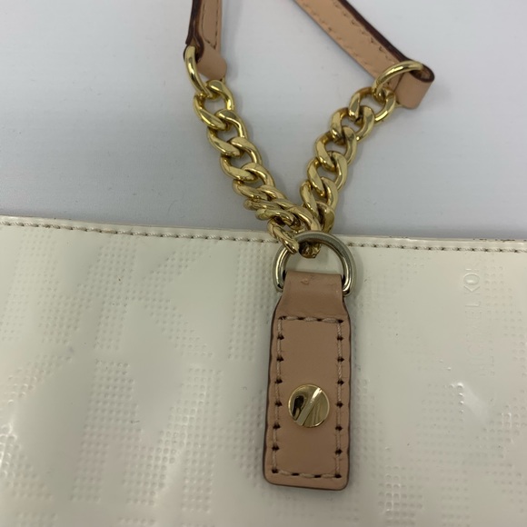 Michael Kors White Monogram Bag with Tan Straps - Picture 4 of 12